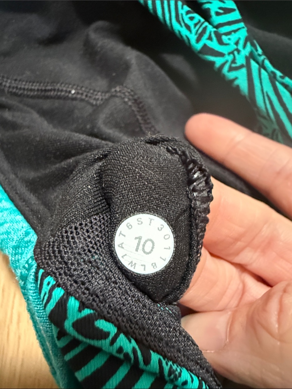 Lululemon slay the studio 2 in 1 tank size 10 - Picture 5 of 6